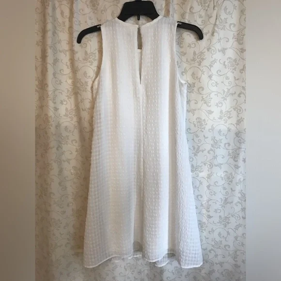 Calvin Klein White Sleeveless Dress Size 2 - Picture 3 of 4